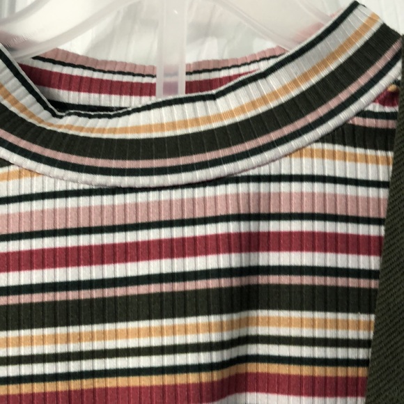 Green skirt and striped top size 4/5  in excellent condition - Picture 3 of 5